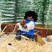 4 Piece Jointed Wooden Doll Family Set With Flexible Limb For Role Play