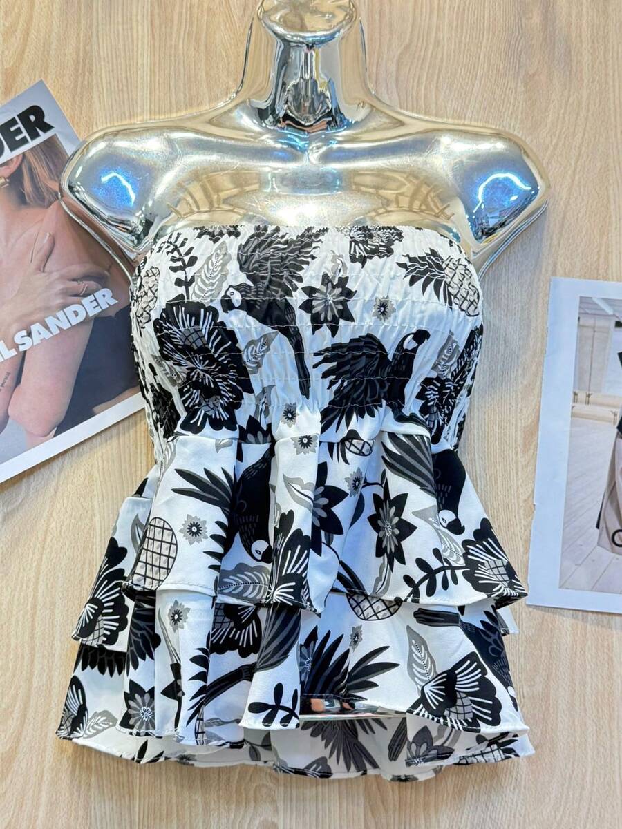Printed Cropped Blouse With Elastic Ruffle - Black - View 1