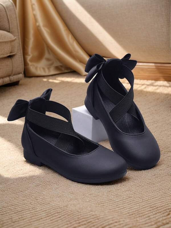 1 par de zapatos planos negros para niñas, mocasines de piel con diseño de mariposa, puntera redonda, zapatos de princesa de moda para todas las estaciones