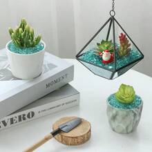 Crystal Chips Stone Crushed Quartz Glass 0.5LB Fluorite Tumbled Gravel Small Decorative Pebbles Bulk Mini Polished Rocks Pieces For Crafts Vases Filler Succulent Plants Aquarium Gravel Rocks - 0.5磅+綠色 - 查看 6