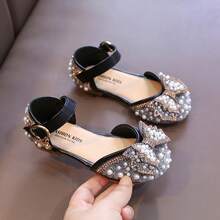Women Flats