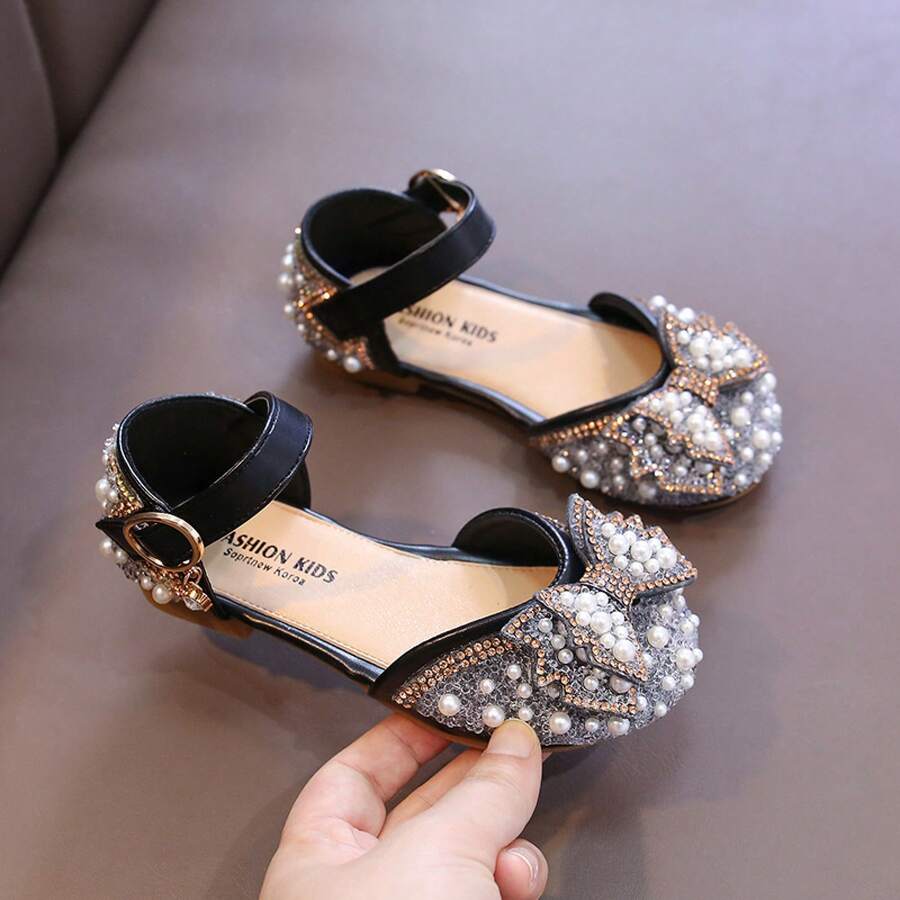 Women Flats