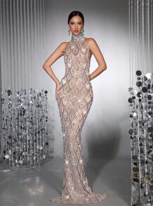 Novo Vestido Longo Feminino de Luxo com Lantejoulas Cintilantes, Aplicação de Diamantes e Tela Transparente, Gola Alta, Sem Manga, Modelagem Emagrecedora de Quadris, Vestido Longo Sexy com Decote Nas Costas, Cauda Longa, Vestido de Dama de Honra, Vestido de Festa de Casamento e Banquete Formal Feminino