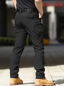 Pantalones tácticos multibolsillos para hombre están hechos de tela duradera y resistente al agua y cuentan con bolsillos laterales y cremalleras. - Negro - Ver 4