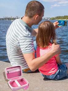 这款小巧防水的数码相机包，是户外摄影爱好者和旅行者的理想之选。它还可以用作充电包、办公数码包、相机线缆包、电子数据线收纳包、移动电源收纳包以及钱包式旅行相机包。防水、轻便、大容量，便携配件——仅包含包装盒/充电包/移动电源/手机充电器/数码相机配件。 - 彩色 - 查看 11