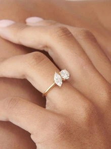 1 pezzo Anello in argento S925 con zirconia geometrica, elegante e di qualità per l'uso quotidiano delle donne