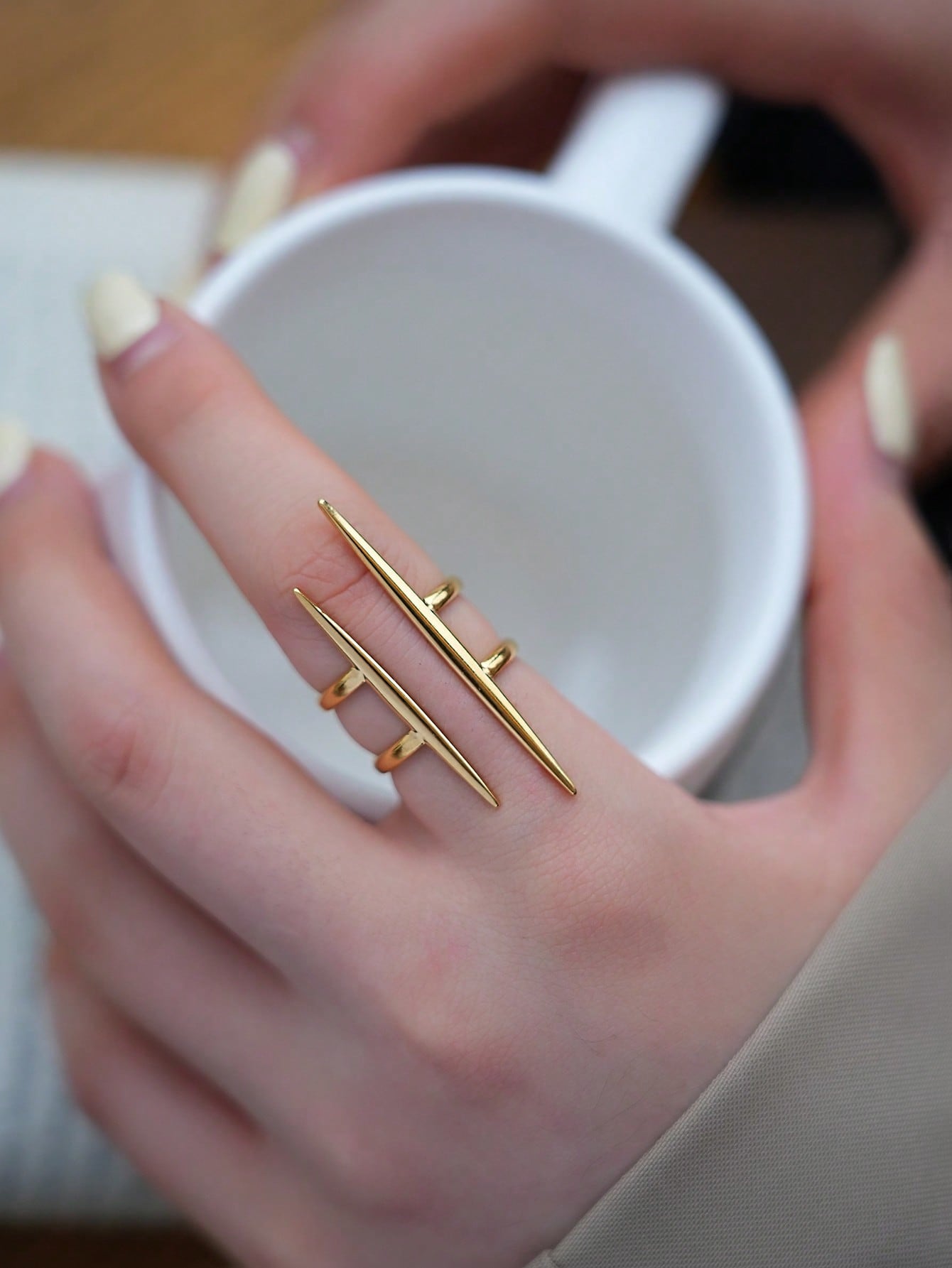 خاتم مفتوح من الفولاذ المقاوم للصدأ بتصميم خطوط غي...