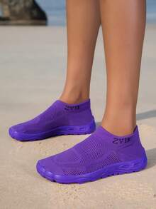 Zapatos de agua amigables con los pies descalzos ZVB, zapatos de playa de suela blanda para mujeres para nadar, bucear, actividades al aire libre de secado rápido para el verano, zapatos de agua para pesca, antideslizantes y transpirables - Morado - Ver 8