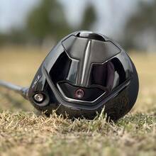 1pc TSR2 Golf Fairway Wood With Carbon Fiber Shaft, Rubber Grip, S-Stiff Flex, Right Hand Loft Casting Golf Club With Golf Club Head Cover