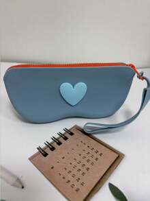 قطعة واحدة من حافظة نظارات من السيليكون مع سحاب، علبة نظارات شمسية. حقيبة تجميل متعددة الاستخدامات ذات سعة كبيرة، حقيبة تخزين، كيس تخزين، حقيبة للأشياء الصغيرة، مع حبل معلق للتعليق. يمكن أن تحتوي على نظارات، فرش مكياج، طلاء أظافر، قطع نقدية صغيرة، سلاسل مفاتيح، كابلات بيانات، إلخ. مناسبة للسفر والمنزل والمدرسة والتنقل. هدايا للنساء، هدايا عيد الميلاد، أفكار هدايا للنساء