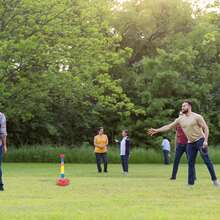 2025 夏季弹出式玩具！彩虹塑料圈投掷玩具 1 套 - 家庭户外游戏必备品（后院游戏/夏季玩具） - 彩色 - 查看 10