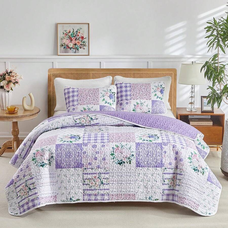 3 Pieces Floral Quilt Set Queen, Patchwork Purple N Pink Flowers Design, Smooth Soft Microfiber Quilt, Bedspread Bed Cover For All Season, 1 Quilt And 2 Pillow Shams- 90x90 Inches,10952955 - 淺灰紫 - 查看 1