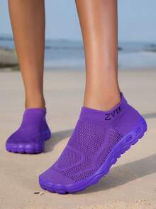 Zapatos de agua amigables con los pies descalzos ZVB, zapatos de playa de suela blanda para mujeres para nadar, bucear, actividades al aire libre de secado rápido para el verano, zapatos de agua para pesca, antideslizantes y transpirables - Morado - Ver 5