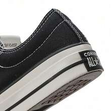 Converse Giày thể thao cổ thấp Star Player 76, chất liệu cotton canvas, da, họa tiết ngôi sao và hình chữ V, lưỡi giày có đệm, đệm OrthoLite, tông màu trung tính tự nhiên, phong cách thường ngày, mã sản phẩm A01607C. - đen - Xem 5
