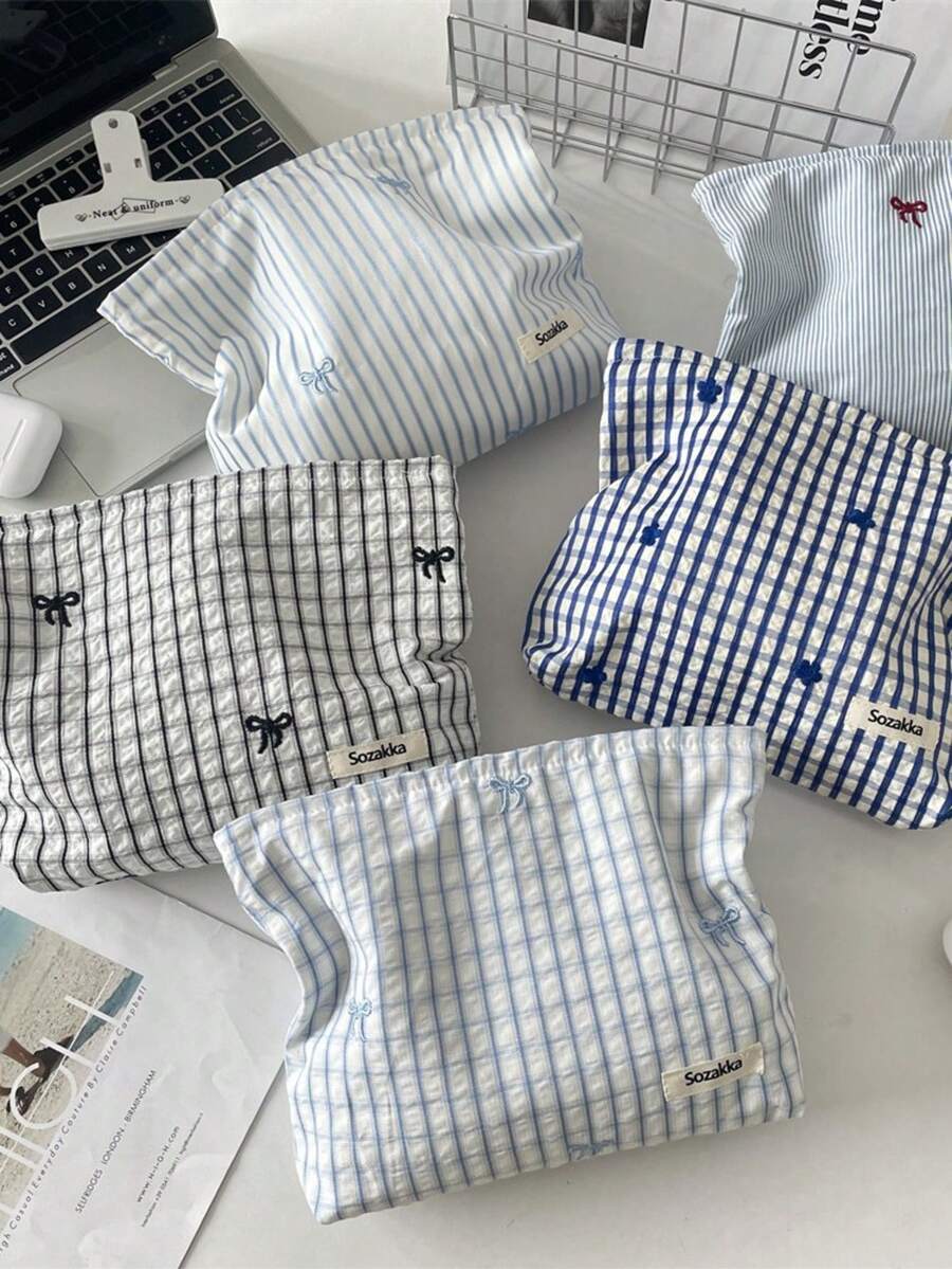 1pc Plaid Blue Embroidered Floral Bow Makeup Bag, Waterproof, Can Hold Lipstick, Women's Cosmetic Bag, Small Compact Makeup Case, Ladies Travel Pouch, Pencil Case, Large Capacity Makeup Brush Holder, Travel Toiletry Organizer, Pencil Pouch