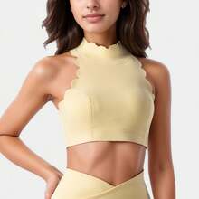 Women's High Neck Scallop Edge Sports Bra With Sleeveless Cut And Stylish Back Detailing For Light Activity - Small, Yellow - Màu vàng - Xem 1