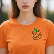3-Pack Large Embroidered Peach Iron-On Patch With "Just Peachy" Text - Vibrant Orange & Green Durable Fabric Applique For Jackets, Bags, Hats - Easy Heat Transfer Design, Hat Embellishment, Playful Accessory, Contrast Stitching - 黑與白 - 查看 4