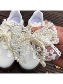 2个/1对 优雅蕾丝仿珍珠蝴蝶结鞋夹 - 耐用塑料材质，镂空设计 - 女士理想礼物，适用于高跟鞋、运动鞋和休闲鞋，鞋履配件 | 优雅蝴蝶结设计 | 耐用塑料装饰，鞋履配件，礼物，母亲节礼物，卧室装饰，花园装饰，厨房装饰，夏季，海滩，旅行必备，房间装饰，软萌，毕业季 - 彩色 - 查看 4