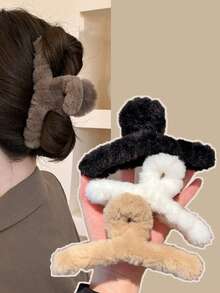 New Arrival Hot Selling Plush Large Square Hair Clip, Hair Claw Hair Accessory For Women, Autumn/Winter Hair Accessories Fashion Claw Clips Ladies Hair Clamps Casual Hair Jaw Clip Autumn Accessories