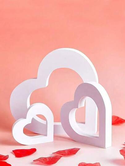 3pcs White Heart Shaped Decorative Items, Creative Minimalist Heart Shaped PVC Decorations And Signs, Multifunctional Home Desk Decor, Suitable For Valentine's Day, Parties, Weddings, No Electricity Needed