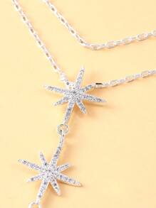 1 件镶有水钻的 4 星形手指手链，女士派对配饰