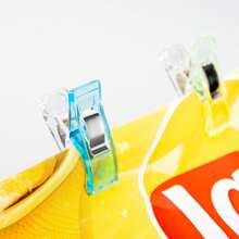 10/30/50 قطعة مشابك خياطة ملونة، مشابك رقائق، مشابك أكياس الطعام، مشابك بلاستيكية متعددة الأغراض للأعمال اليدوية والكروشيه والتريكو والملابس، مشابك ربط ملونة، مشابك ورق (ألوان عشوائية)