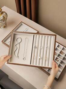 胡桃木首饰盒，带透明窗口，内衬天鹅绒首饰托盘，女士首饰收纳盒，项链戒指耳环展示托盘，大容量首饰整理盒，可收纳项链、手链、戒指、耳环、口红及其他配饰，送给女孩的礼物，旅行礼物 - 胡桃木開窗首飾盒 - 查看 9