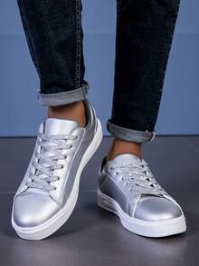 Men's Silver Casual Sneakers, Non-Slip Work Shoes, Comfortable Breathable Fashion High-End Shoes, Spring/Summer New Student Back To School