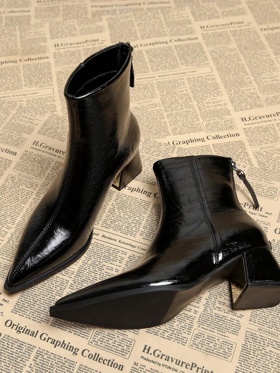 2025秋季新款优雅简约女士黑色短靴，粗跟低跟尖头鞋，踝靴，秋冬季百搭时尚短靴 - 黑色 - 查看 1