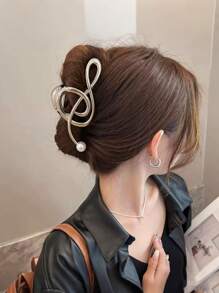 1 件金属多色丝带蝴蝶结发夹，新款发夹发夹简单而百搭的发夹，是情人节休闲礼物的理想选择情人节发夹发夹发夹发夹发夹，爪夹