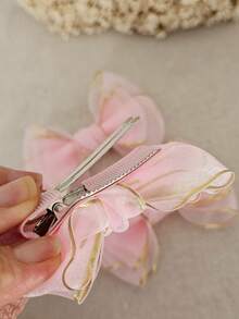 Par de Laço de organza de menina no bico de pato presilha infantil