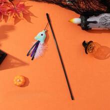 1 件万圣节逗猫玩偶，卡通毛绒猫玩偶，带羽毛和铃铛，全新万圣节猫玩偶系列