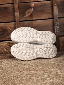 女士透气网眼休闲鞋，镂空一脚蹬设计，舒适软底休闲鞋，护士鞋，妈妈鞋