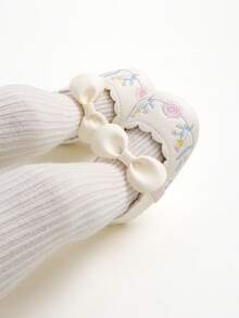 女婴玛丽珍鞋，防滑芭蕾平底鞋，公主裙鞋，新生儿学步鞋 - 白色 - 查看 9