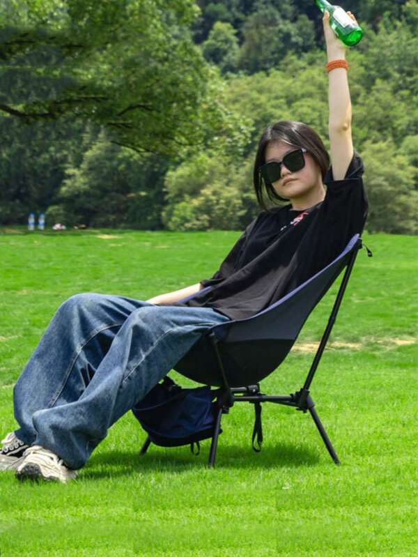 Taburete plegable de bolsillo para exteriores, asiento cómodo, estructura resistente, alta capacidad de carga, tamaño compacto, resistente a arañazos, resistente al desgaste, impermeable, resistente a desgarros, adecuado para camping, barbacoa, pesca, ligero y fácil de transportar, plegado y desmontaje rápidos, almacenamiento compacto, fácil de usar y ensamblar