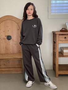 DAZY Tween Girl Round Neck Printed Knit 2 Pieces Set, Fall - Grey - View 1
