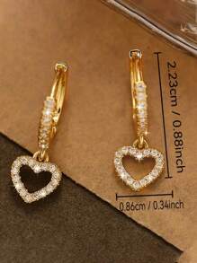 2 件立方氧化锆心形耳钉，简约设计，适合女孩