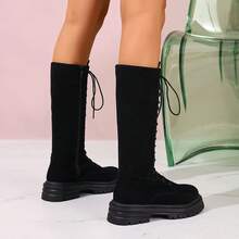 Botas altas de mujer de talla grande de unicolor 2025, botas de montar con cremallera lateral, cordones y suela gruesa que aumentan la altura, elegantes y delgadas