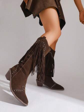 Stivali da donna di stile western, a metà polpaccio, punta affusolata, colore unito, tacco spesso, decorazione con borchie e nappe, design trapuntato, chiusura slip-on, adatti per autunno/inverno, stile retrò