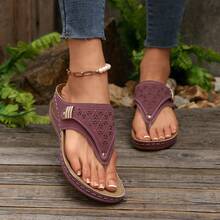 2026 New Style Women's Wedge Heel Flip-Flops - Breathable Hollow-Out Toe & Clip Design, Lightweight Synthetic Cover Sandals With Cushioned EVA Insole & Non-Slip PVC Sole, Slip-On All-Season Casual Shoes, Comfortable Footwear, Crisscross Strap Design, Durable Traction Footwear - 紅色 - 查看 3