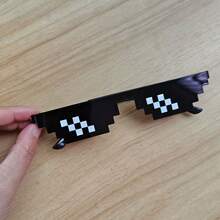 1pc Novelty Mosaic Glasses With Animated Eyes - Fun Party Accessory For Men & Women, Suitable For Events, Weddings, Birthdays, Bachelorette Parties, Graduations And Carnivals - Fashionable Glasses And Spiral Shapes, Eyewear Accessories