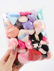 5/10/20/30/50/100 pièces Mini Houppette de poudre en velours, fabriquée en matériau de velours ultra doux, conçue pour le contouring, les yeux et les coins, convient à tous les types de peau. Accessoires cosmétiques, houppette de poudre, éponge de maquillage, prix abordable, peut être utilisée pour la décoration de la chambre, la coiffeuse, les voyages, la chambre à coucher et plus encore. Outils cosmétiques abordables, cadeau de Noël, cadeau pour elle - Multicolore - Voir 16