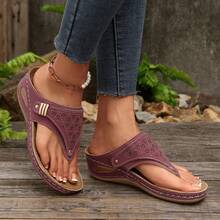 2026 New Style Women's Wedge Heel Flip-Flops - Breathable Hollow-Out Toe & Clip Design, Lightweight Synthetic Cover Sandals With Cushioned EVA Insole & Non-Slip PVC Sole, Slip-On All-Season Casual Shoes, Comfortable Footwear, Crisscross Strap Design, Durable Traction Footwear - 紅色 - 查看 4