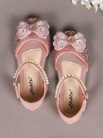 1 Pair Fashion Versatile Pink Girl Pearl & Rhinestone Bow Decor Cute Flat Sandals, Round Toe, Suitable For Daily Wear, Dancing, Outdoor In Spring And Autumn, Glitter Decoration Closed Toe Princess Shoes, Run Small By Half Size