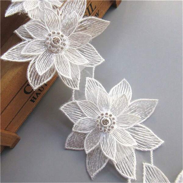 1 Yard Flower Diamond Lace Edge Trim Ribbon Vintage Style White Trimmings Fabric Embroidered Applique Sewing Craft Wedding Bridal Dress Embellishment Party Clothes Decoration