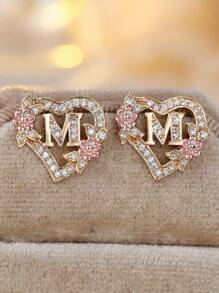 Tsnamer 1 对心形首字母耳钉，适合女孩女士，心形雕刻 26 个字母 A-Z 个性化名字花耳环，适合日常情人节母亲节珠宝生日礼物情人节、妈妈、母亲、母亲节、礼物 - 耳環 - 查看 31