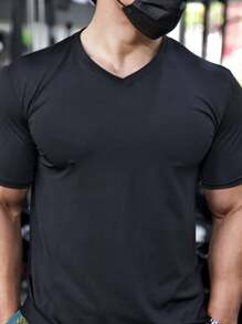 3pcs Men's Solid V-Neck T-Shirt Short Sleeve, Essential For Summer, Solid Color, Moisture-Wicking Polyester, Suitable For Outdoor Running And Workout, Machine Washable - Black - View 6