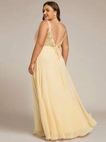 EVERPRETTY Plus Size Backless V-Neck Chiffon Bridesmaid Dress Spring - Yellow - View 2