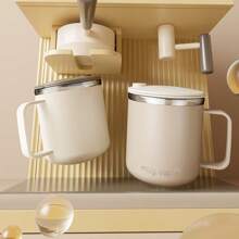 1个304不锈钢咖啡杯，带盖和手柄，双层隔热水瓶，大容量可重复使用保温杯，适用于茶、牛奶、咖啡，经久耐用，适合学生、办公室、户外、露营、野餐等场合。