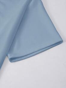 Men's Casual Sword & Cherry Blossom Graphic Print Loose Fit Round Neck T-Shirt, Blue - Dusty Blue - View 4